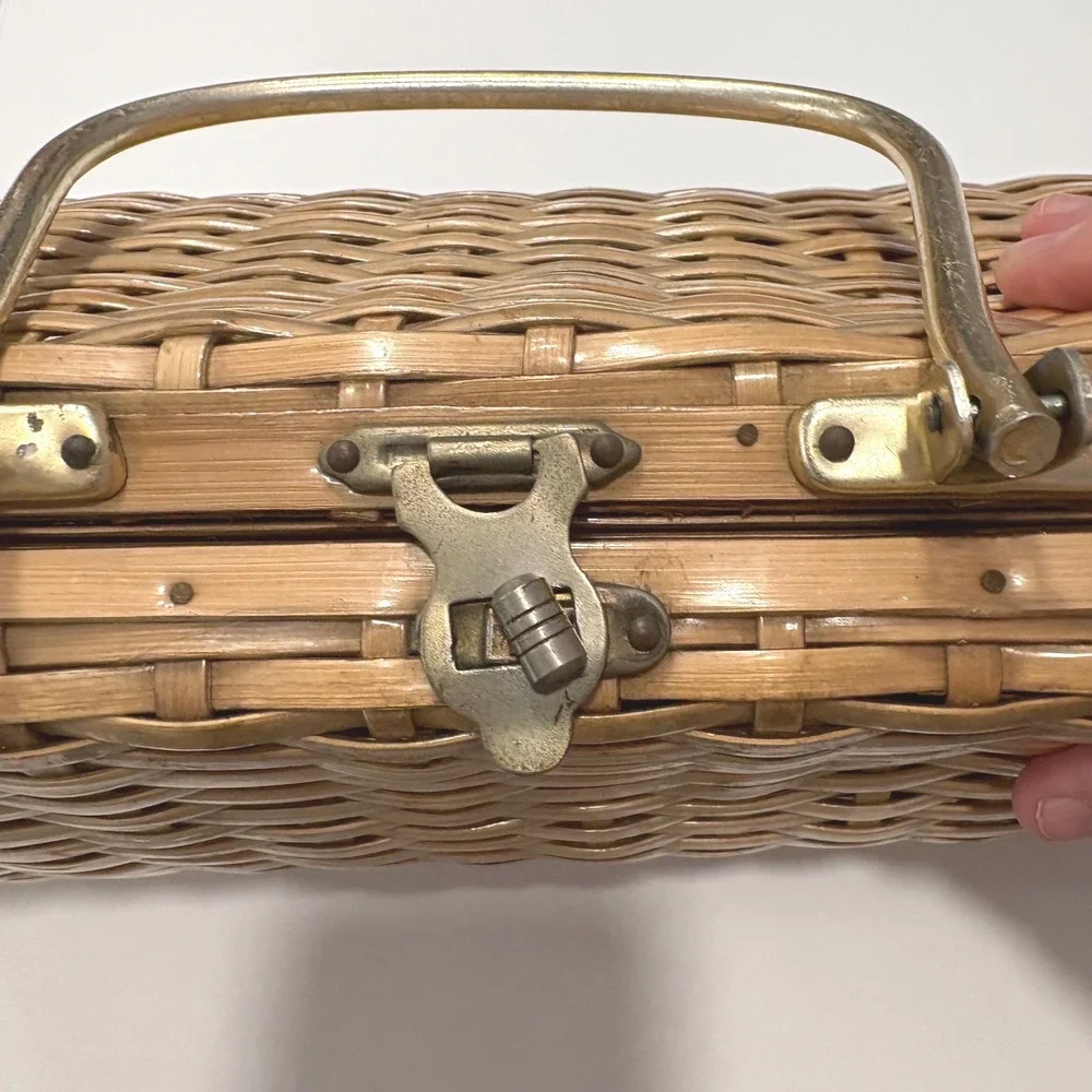 Vintage Wicker Box Purse Basket Handbag Rattan Picnic Style Top Handle